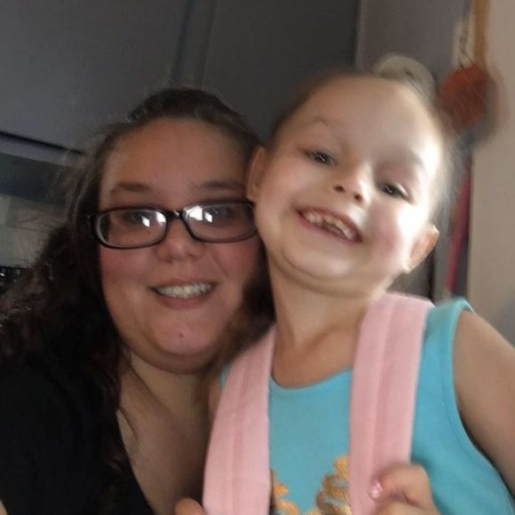 Meet your Posher, Steph - Picture 1 of 1